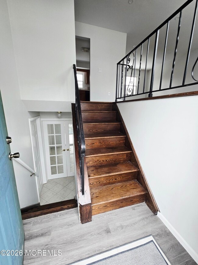 Building Photo - 240 Mill Creek Dr