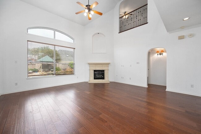 Building Photo - 15119 Shady Gate Ct