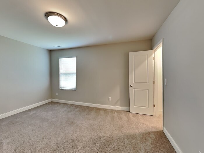 Building Photo - 3817 Sapphire Ridge Ct