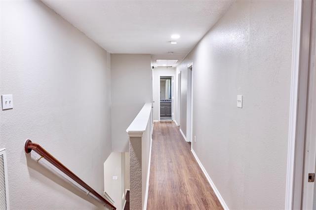 Building Photo - 2840 Clear Creek Dr