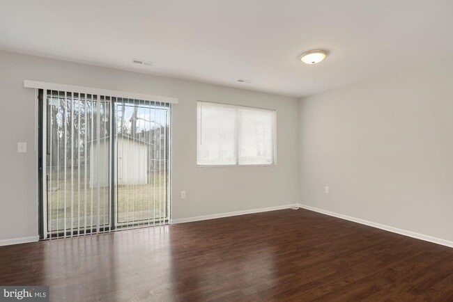 Building Photo - 6401 Woodgreen Cir