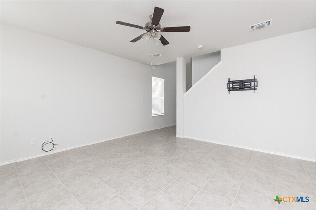 Building Photo - 2033 Mallard Ct