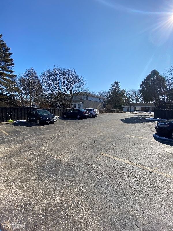 Building Photo - 2400 Dewes St
