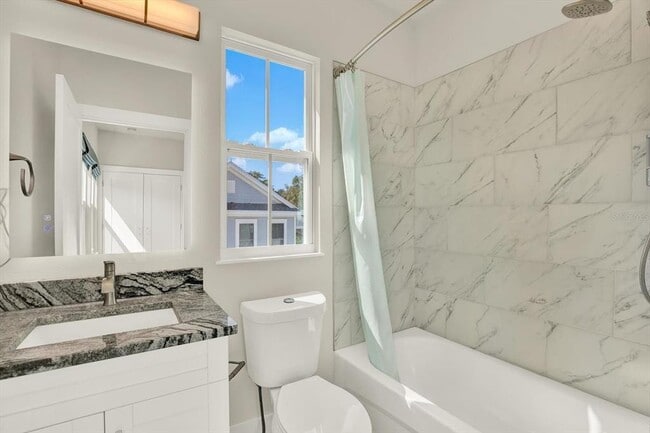 Building Photo - 1299 5th St S