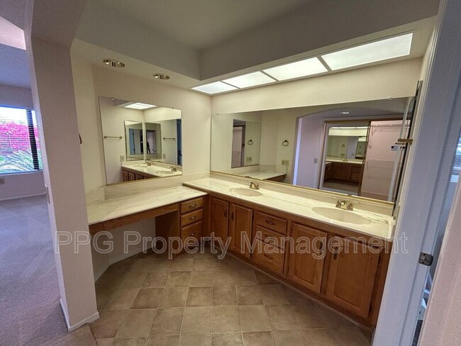 Building Photo - 18407 N 137th Dr