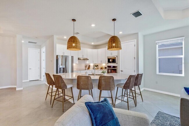 Building Photo - 17617 Santorini Ct