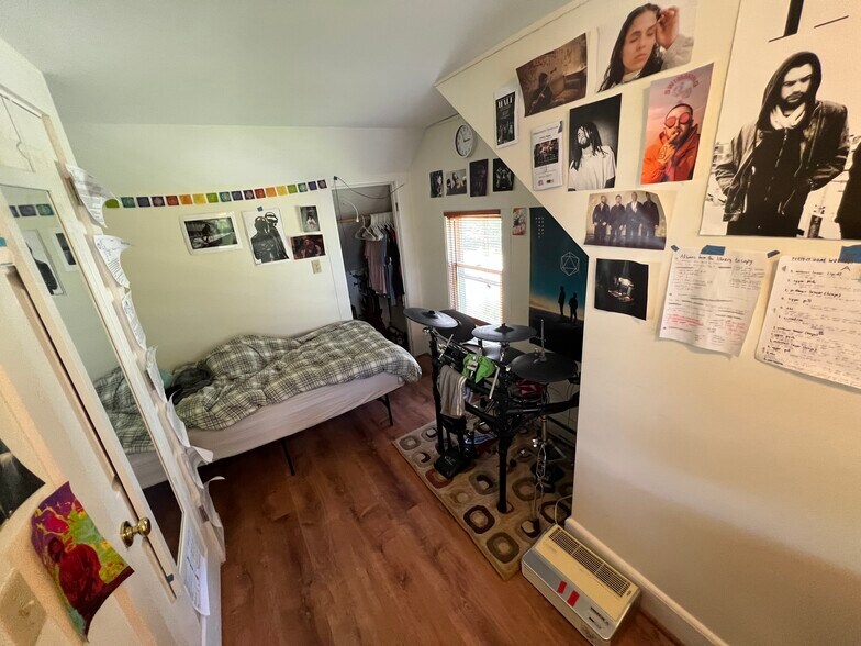 Bedroom #2 - 274 Prospect St