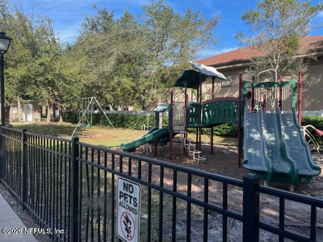 Building Photo - 9536 Armelle Way