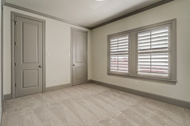 Building Photo - 4838 Austin St