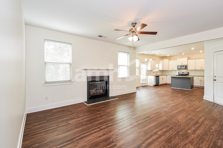 Building Photo - 3122 Arch Ct