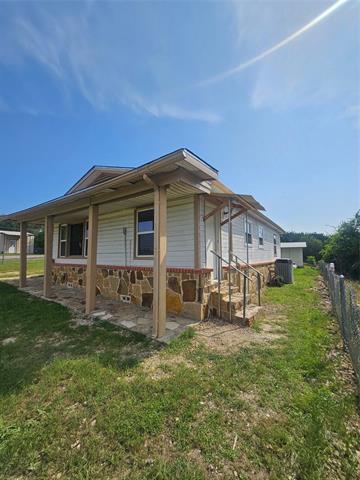 Building Photo - 106 Tumbleweed Dr