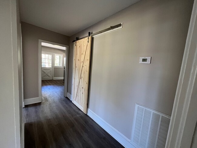 Building Photo - 316 Myrtle Dr