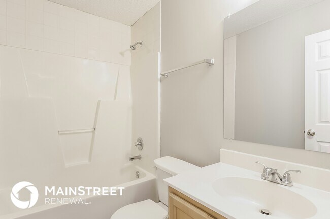 Building Photo - 4708 Valley Stream Dr