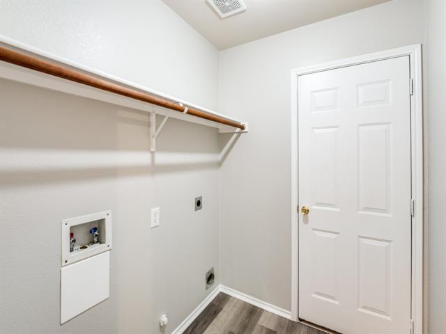 Building Photo - 6817 Columbia Falls Dr