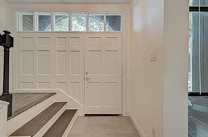 Building Photo - 701 Bering Dr