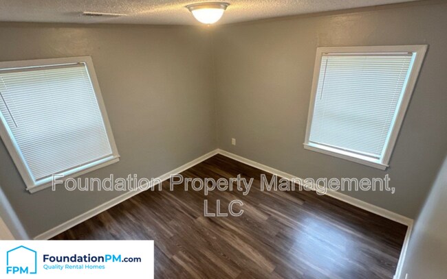 Building Photo - 3077 Beaumont Ave