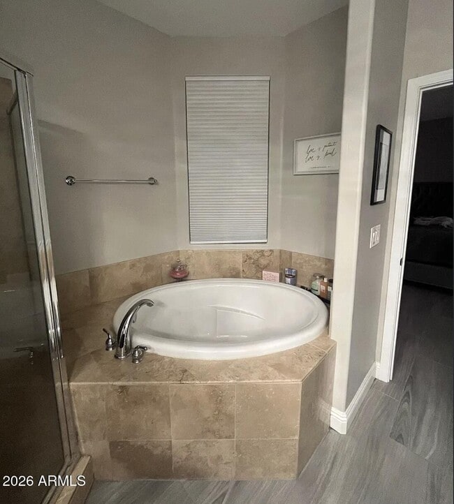 Building Photo - 1442 W Coral Reef Dr