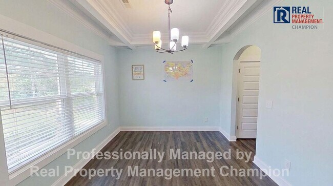 Building Photo - Spacious 3 BD/2.5 BA + Bonus Room | Community Boat Ramp & Dock Access