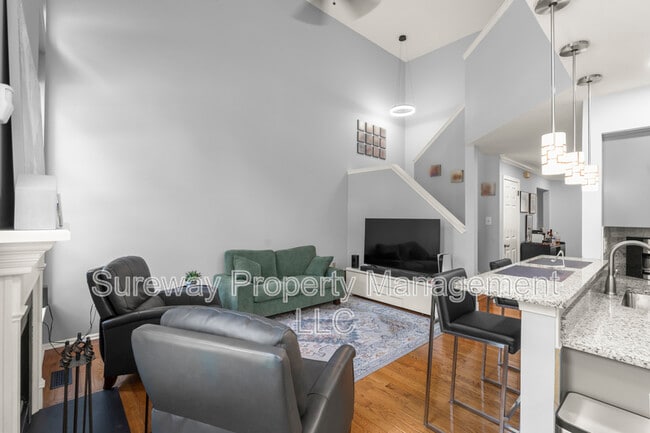 Building Photo - 2028 Greenes Way Cir