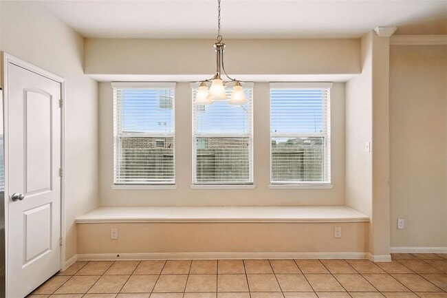 Building Photo - 3022 Aloria Hls Trl
