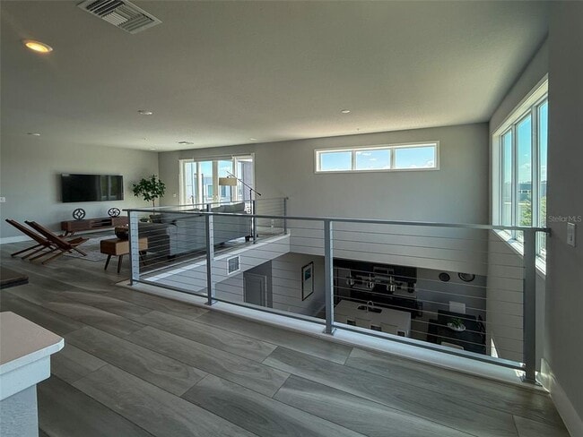 Building Photo - 7770 Sandy Ridge Dr