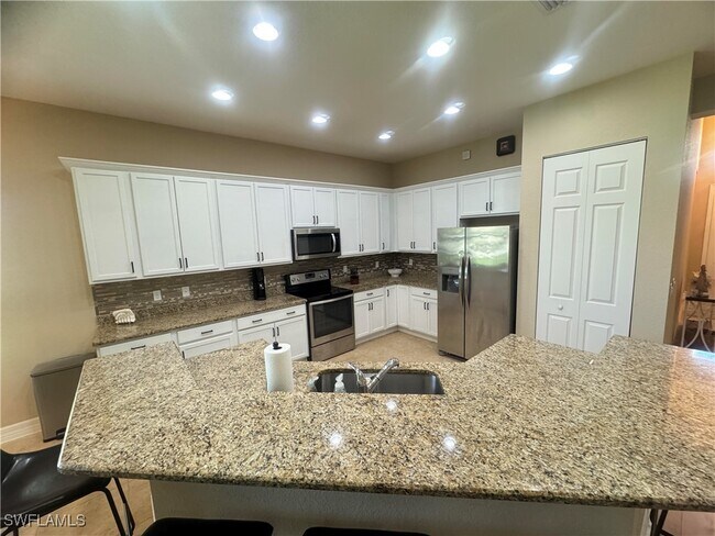 Building Photo - 10253 Gulfstone Ct