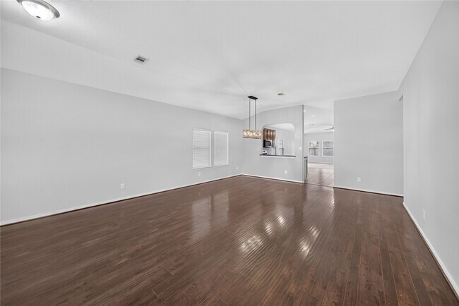 Building Photo - 406 Mornington Ln