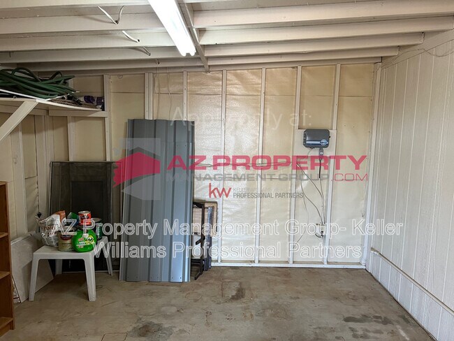Building Photo - 28840 N 168th Ave