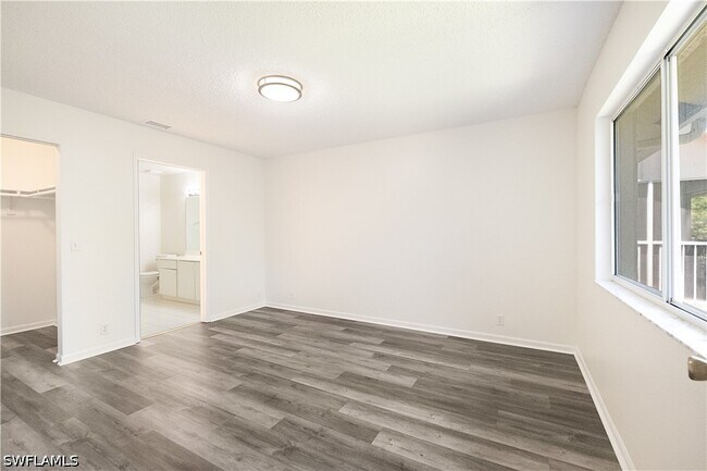 Building Photo - 7791 Esmeralda Way