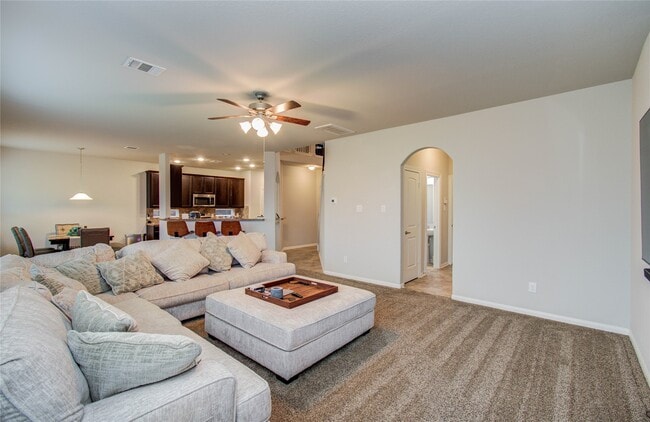 Building Photo - 12327 King henry dr