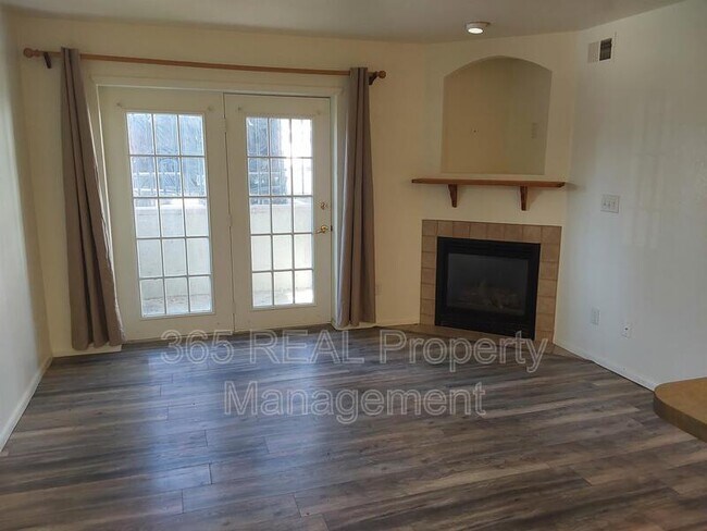 Building Photo - 2551 W 24th St