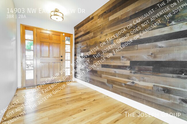 Building Photo - 14903 NW Eagles View Dr