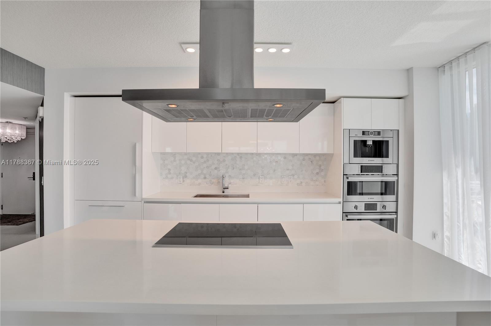 Building Photo - 330 Sunny Isles Blvd