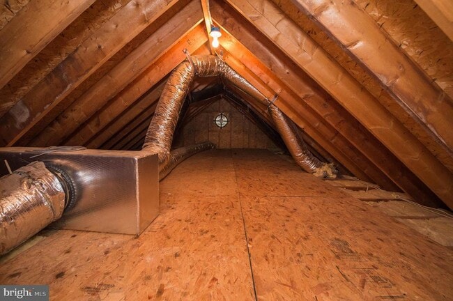 Building Photo - 5482 Royal Mile Blvd