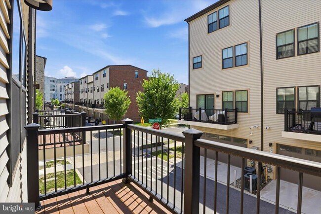Building Photo - 4702 Towne Park Rd