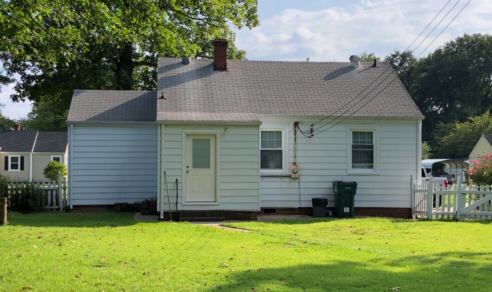 back yard - 108 E Union St