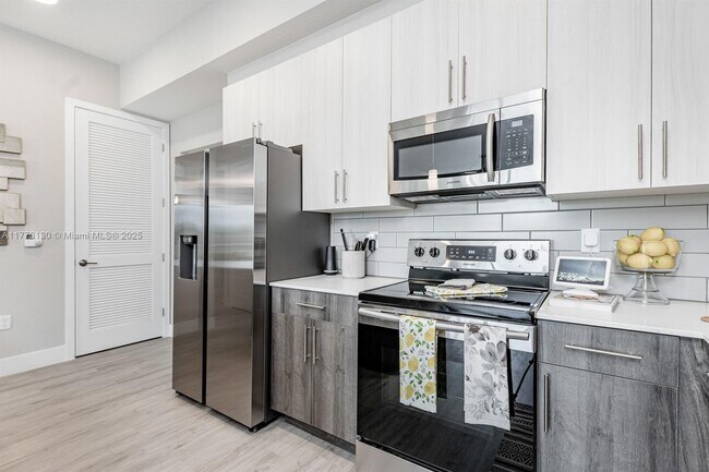 Building Photo - 9251 NW 57th St