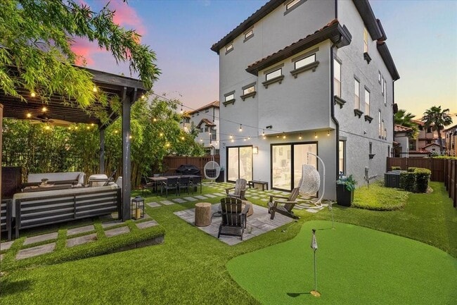 Building Photo - 7675 Toscana Blvd