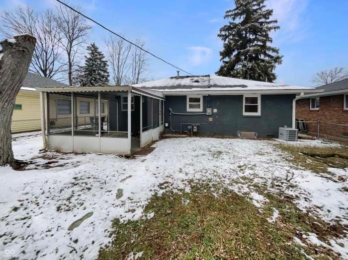 Building Photo - 4055 N Grand Ave