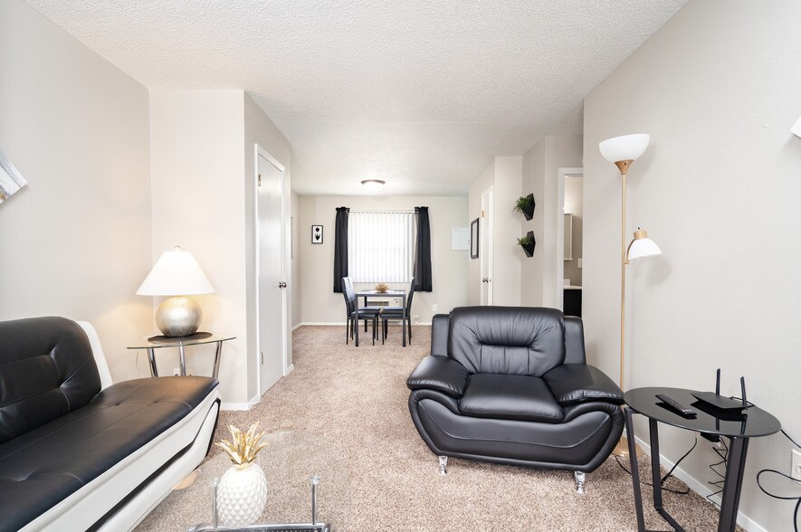 Primary Photo - Brentwood Estates - Furnished & Unfurnishe...