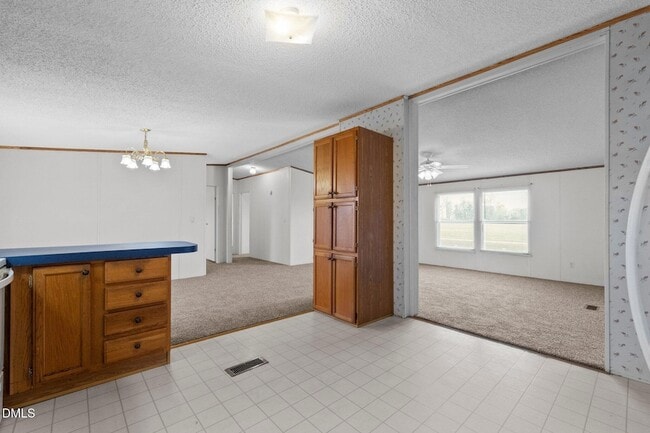 Building Photo - 1385 Live Oak Rd