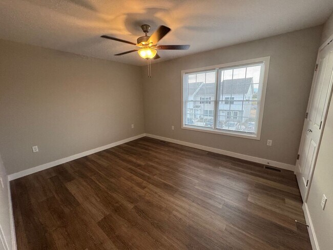 Building Photo - 1601 Woodrow Cir