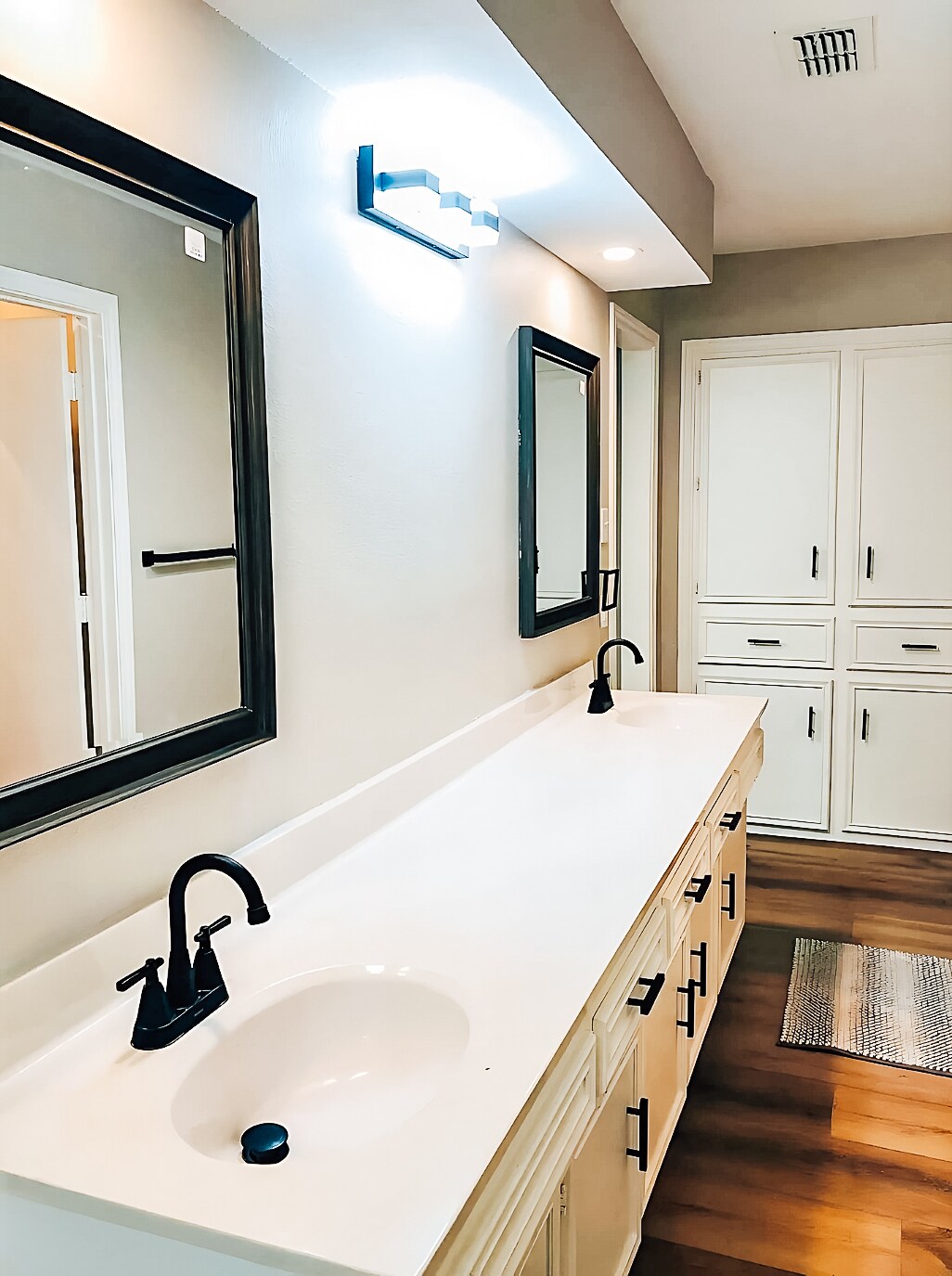 Building Photo - 5712 73rd St