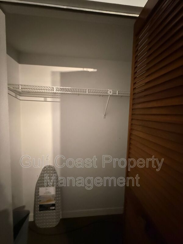 Building Photo - 40 1st Ave