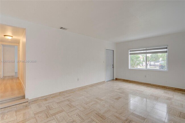 Building Photo - 3635 SW 88th Ct