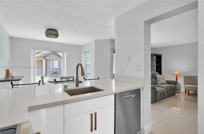 Building Photo - 13946 SW 91st Terrace