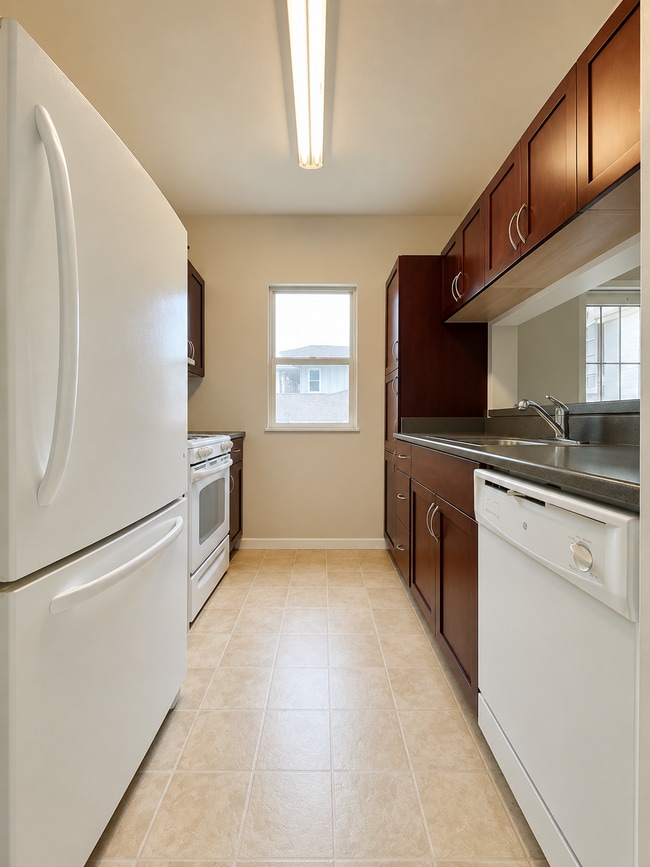 Building Photo - 217 Hooulu Ln