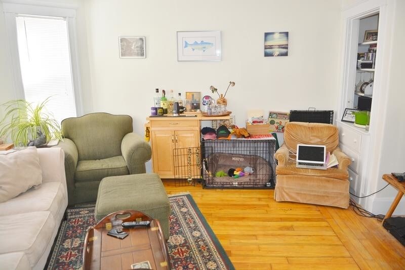 Building Photo - 40 Linden Ave