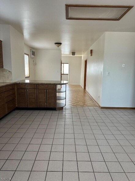Building Photo - 8 Salter Pl