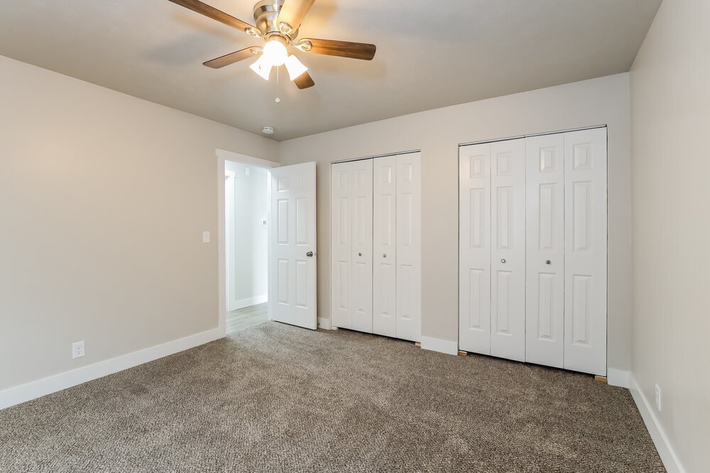 Building Photo - 76 W Stauffer Ln